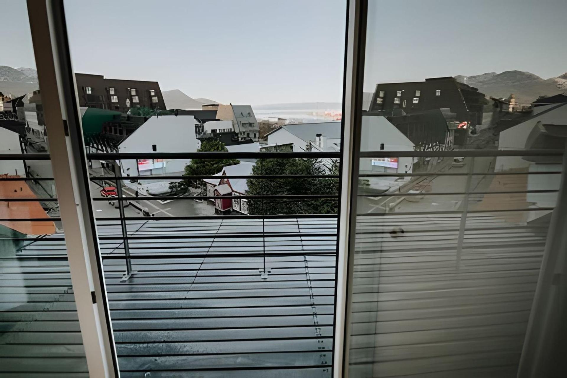 Aunaisin - Toluken Apartamentos อูซัวยา ภายนอก รูปภาพ